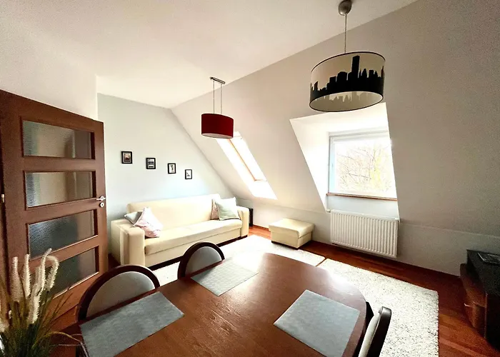 Agapella - Attic 550 M From The Апартаменты